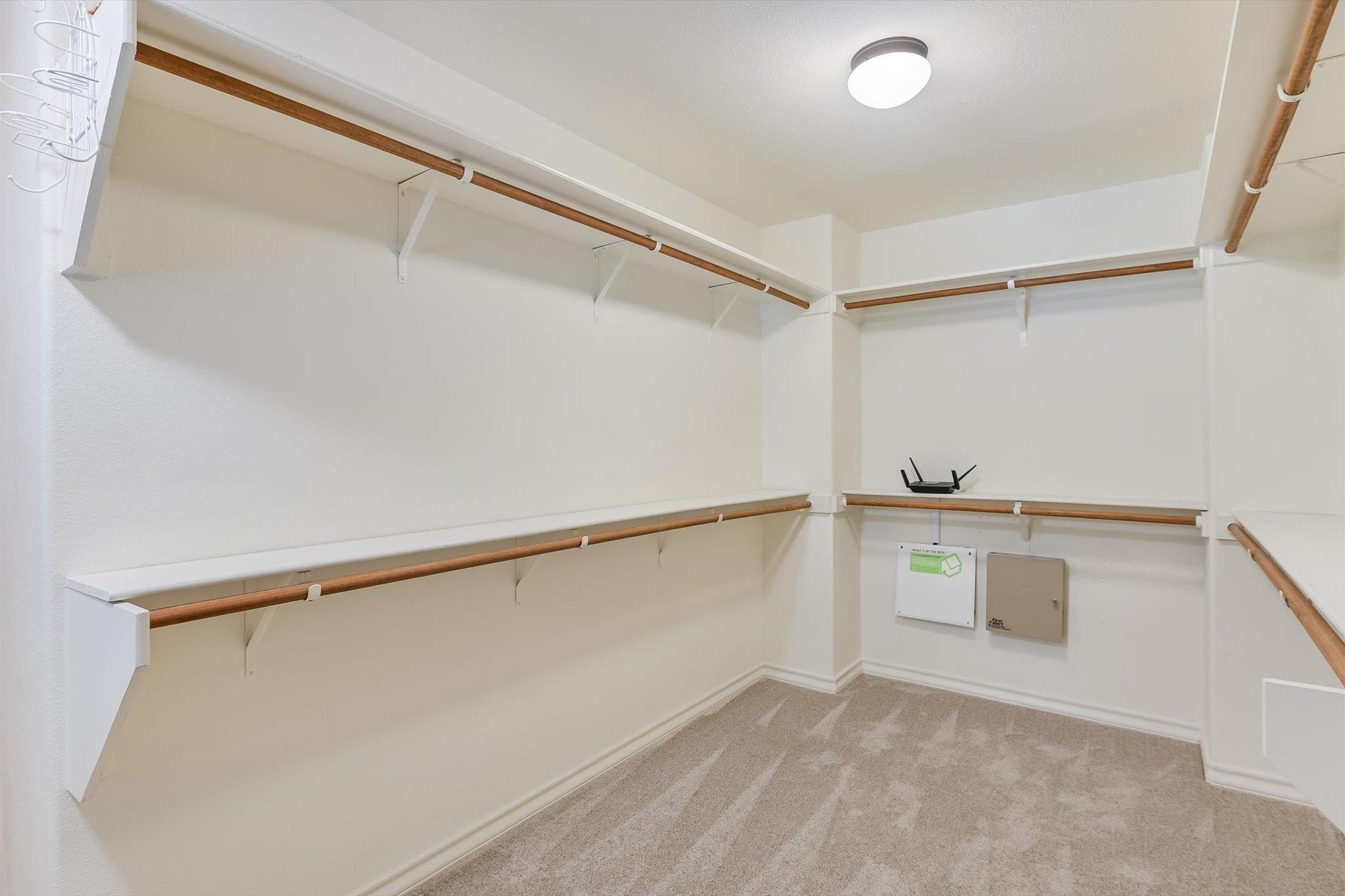 10229 English Oak Dr Property Photo 22
