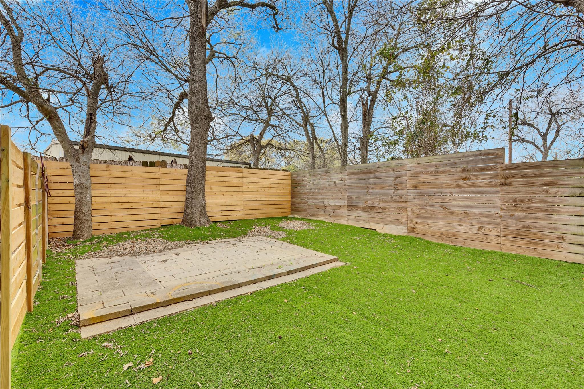 1917 Barge St #104 Property Photo 19