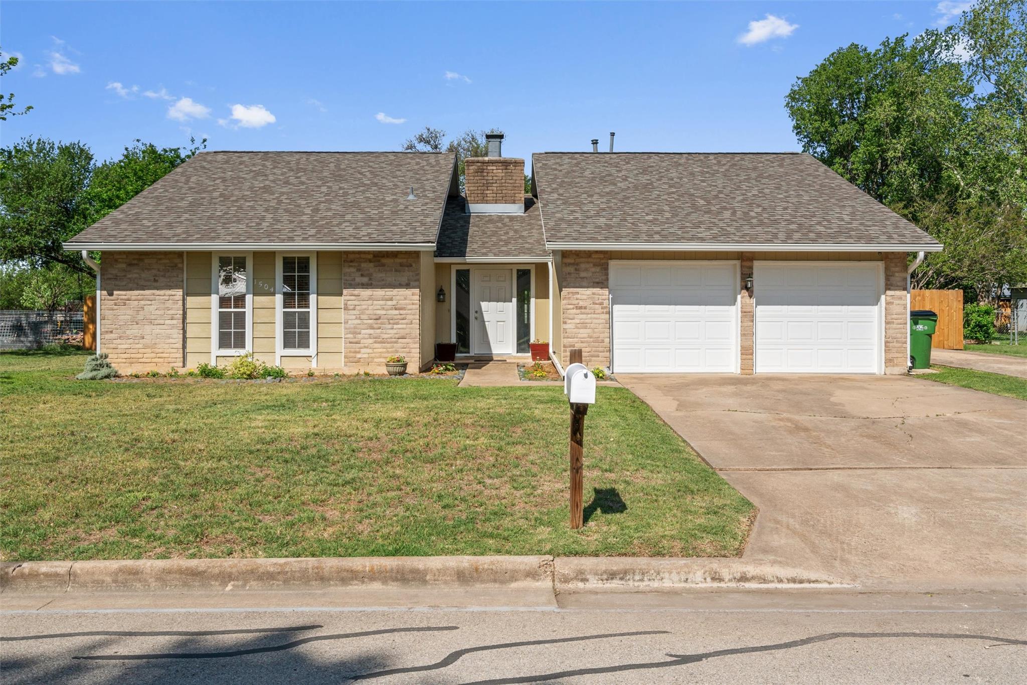 1504 Greyson Dr Property Photo