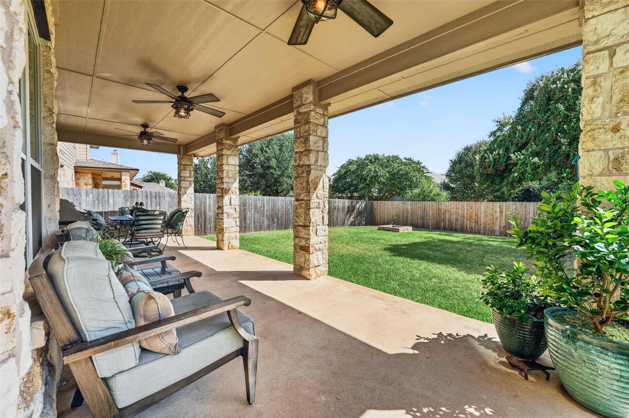 15512 Staked Plains Loop Property Photo 33