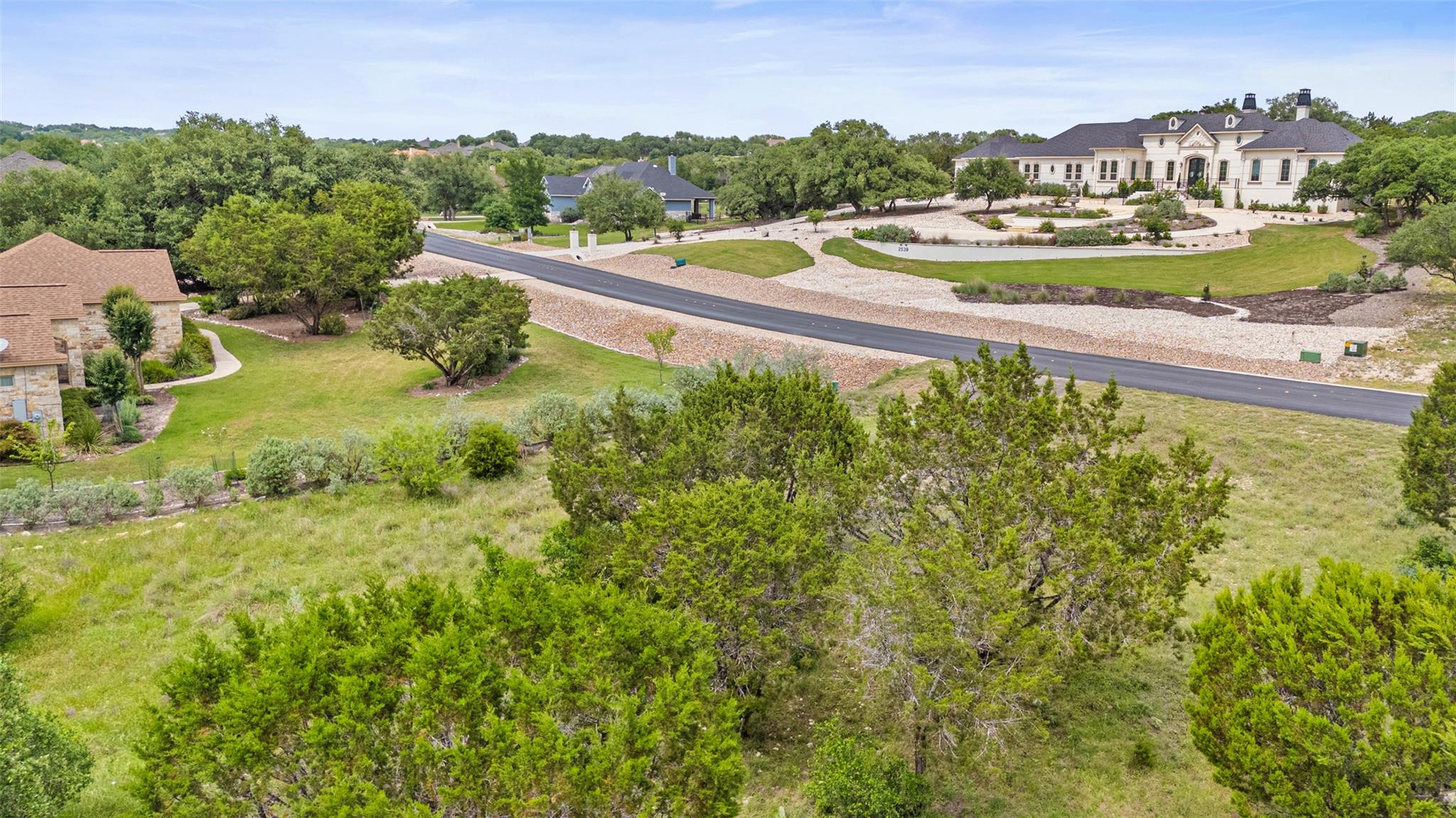 2542 Black Bear Dr Property Photo 4