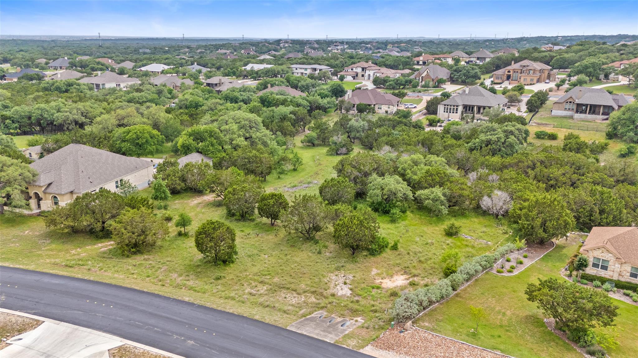 2542 Black Bear Dr Property Photo 7