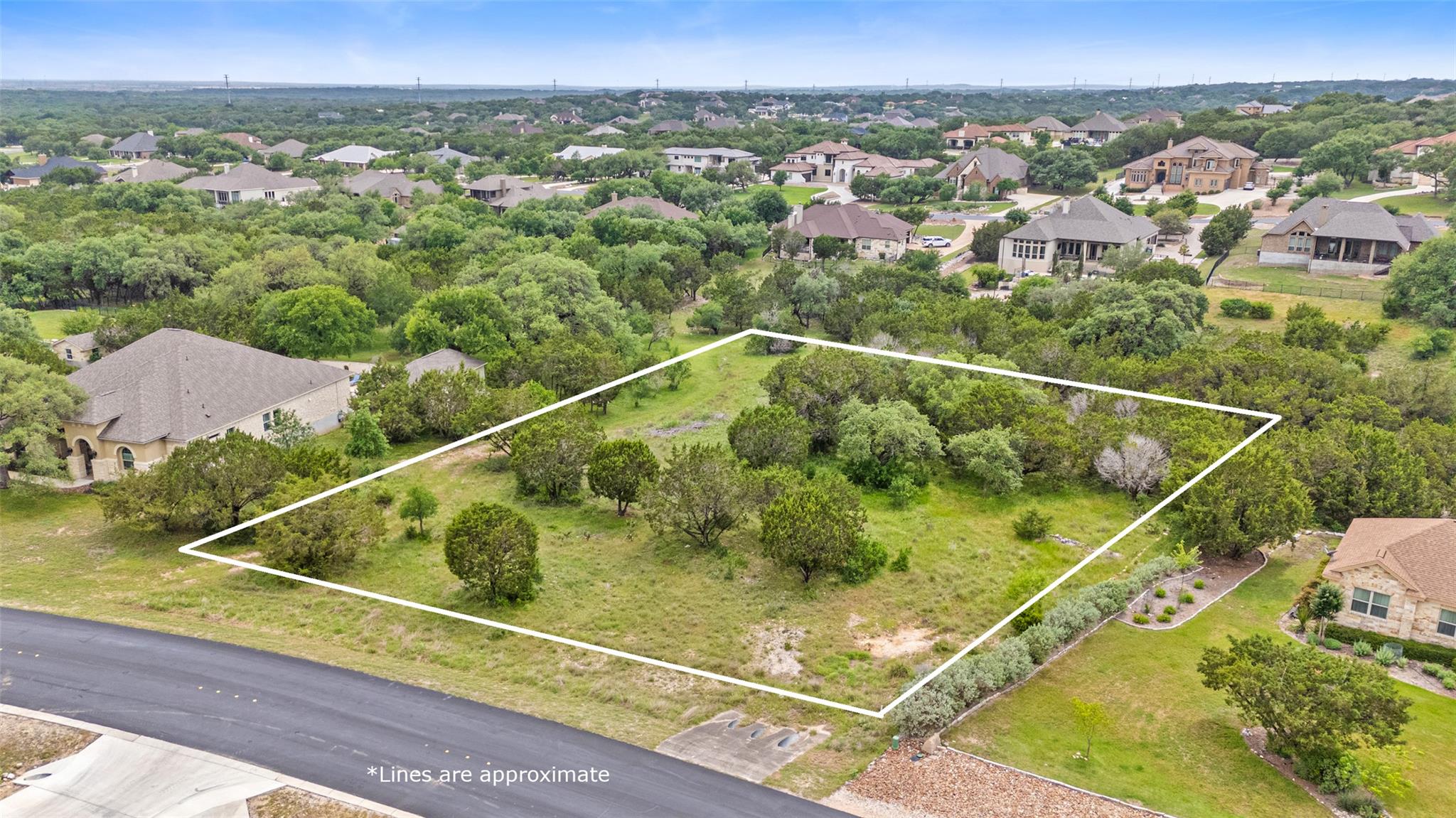 2542 Black Bear Dr Property Photo 11