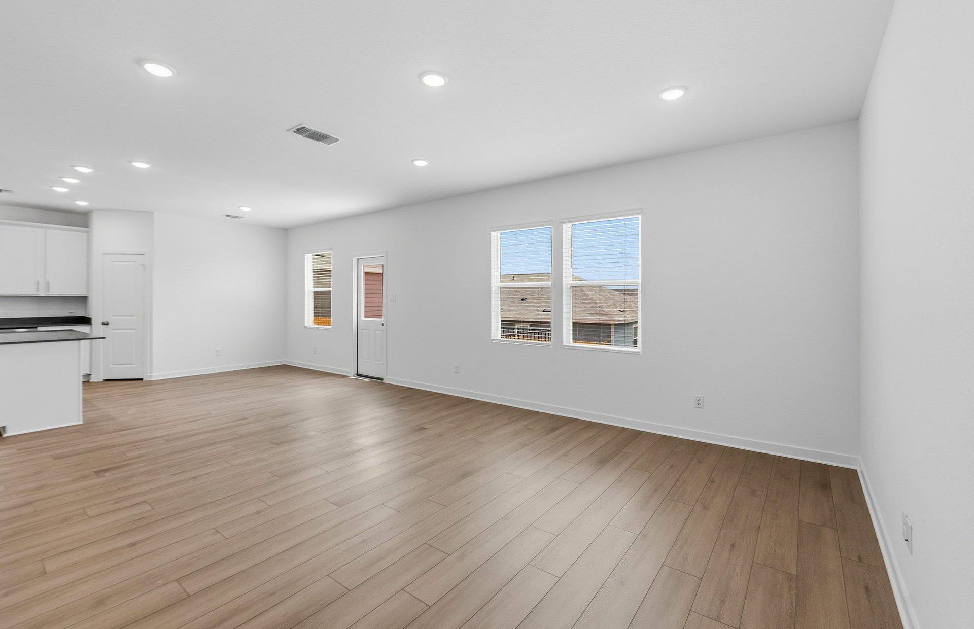 1307 Sky Ridge Ct Property Photo 12