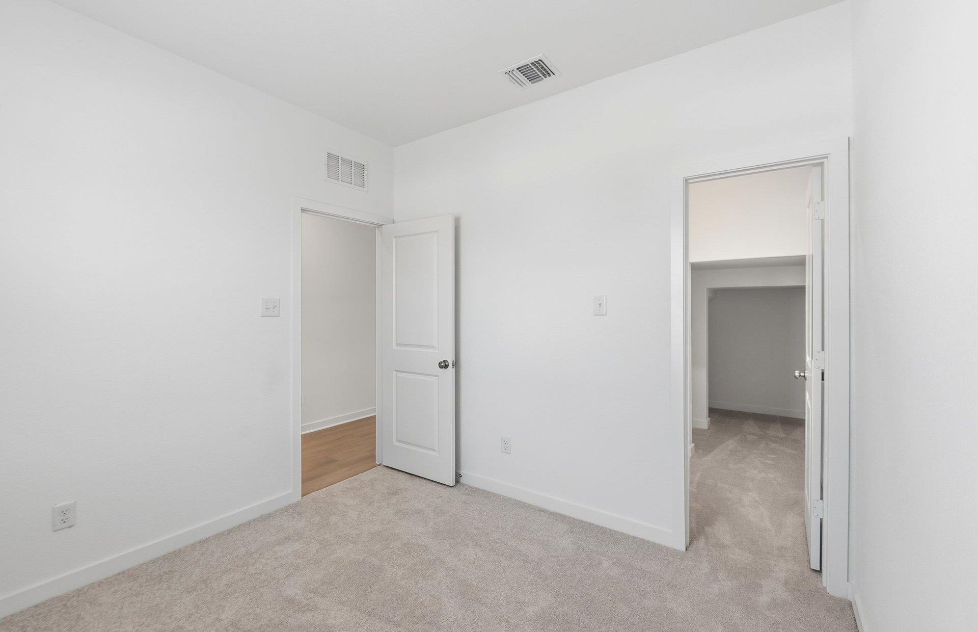 1307 Sky Ridge Ct Property Photo 24