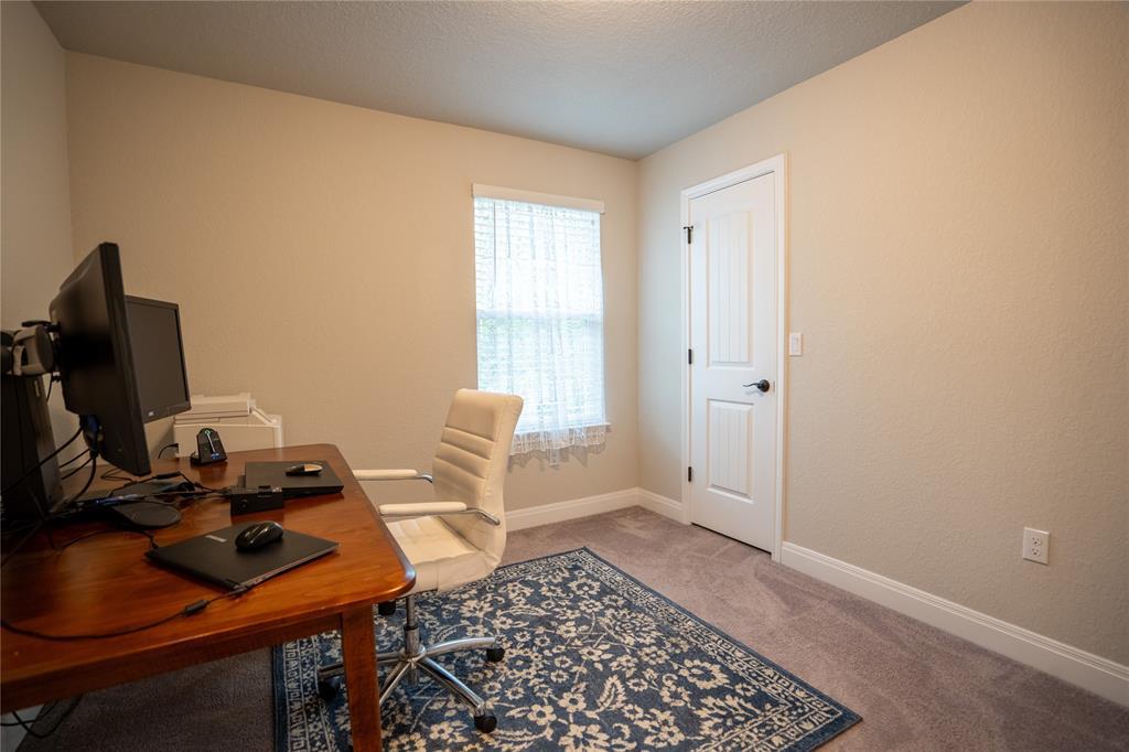 1215 Davis St Property Photo 30