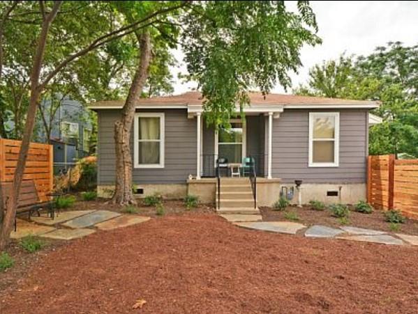 2933 Higgins St Property Photo 2