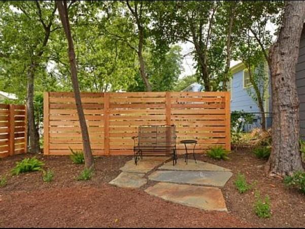 2933 Higgins St Property Photo 16