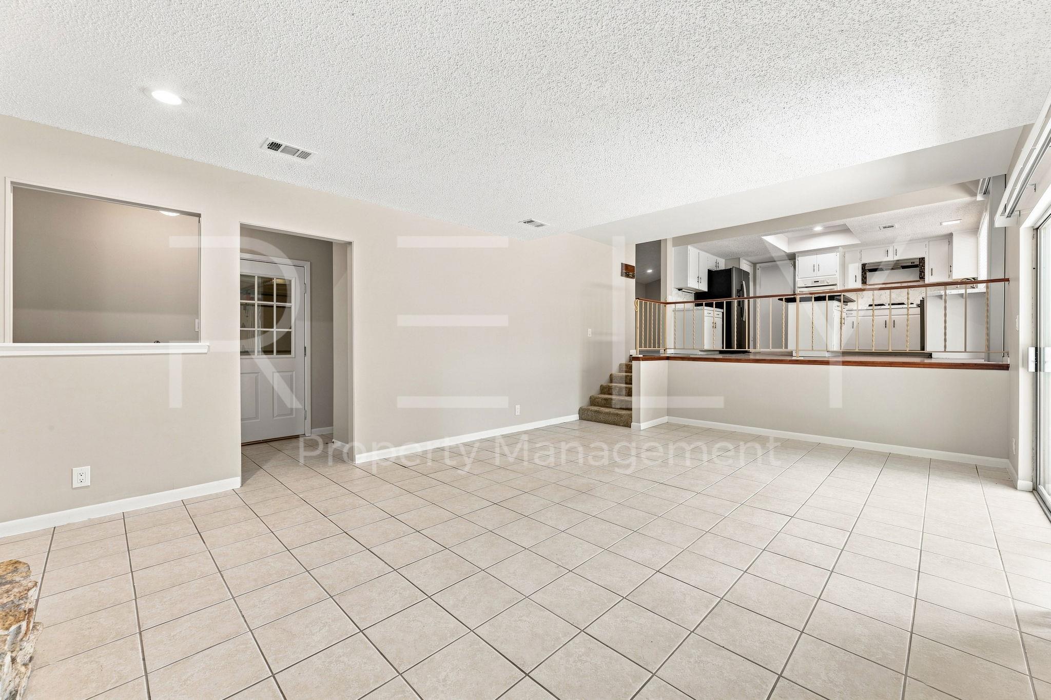 2404 Gabriel View Dr Property Photo 18