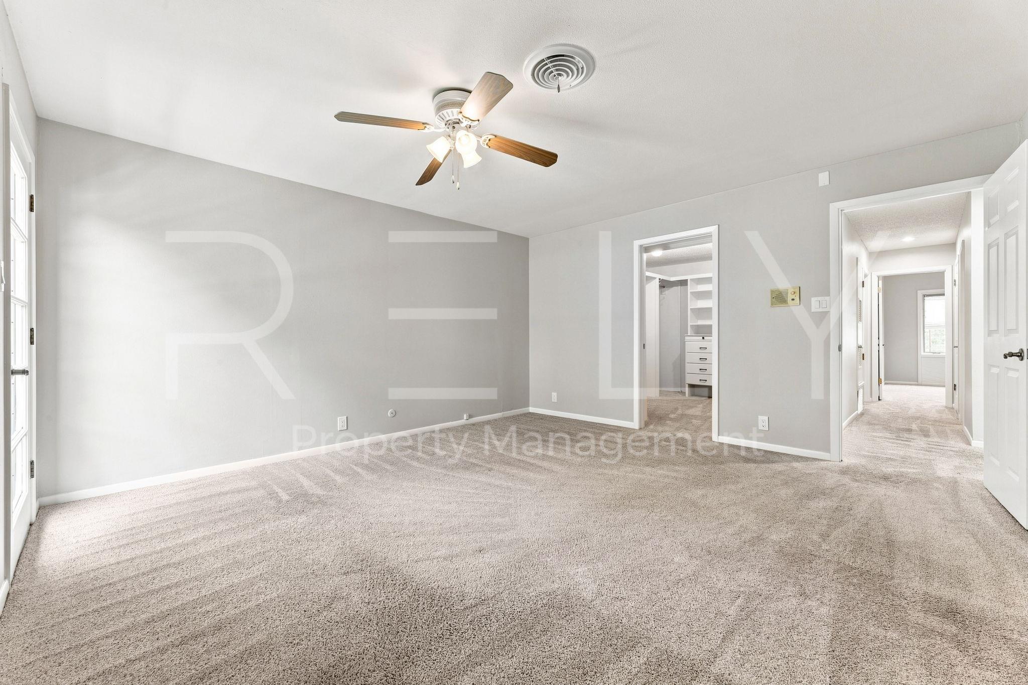 2404 Gabriel View Dr Property Photo 23