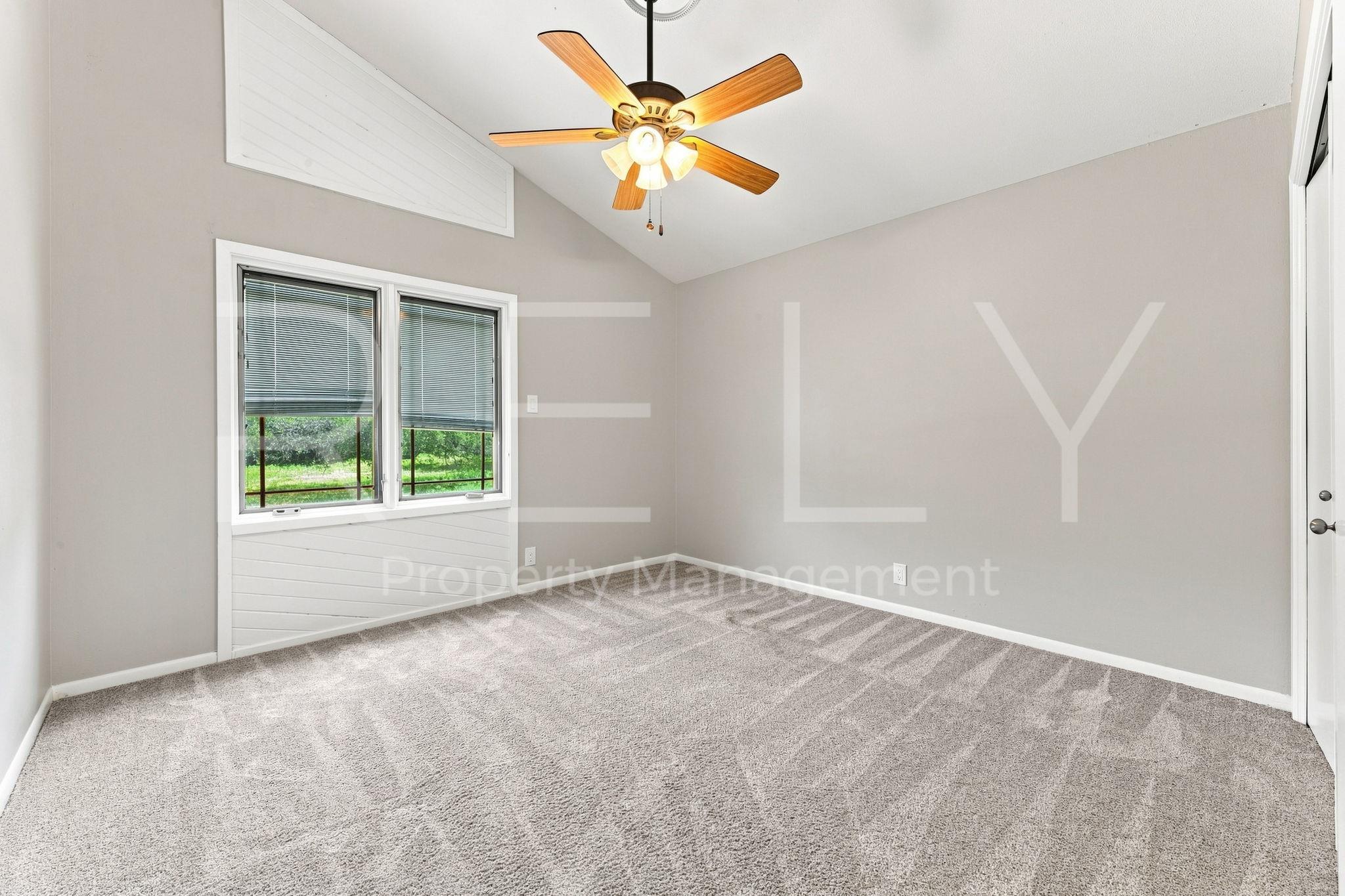 2404 Gabriel View Dr Property Photo 30