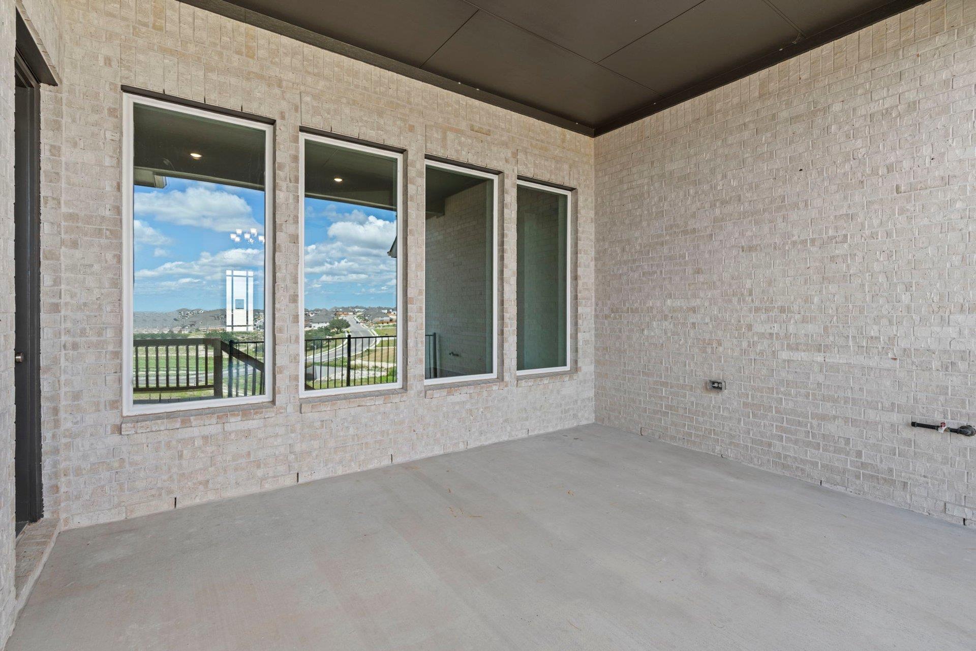 101 Uphill Dr Property Photo 31
