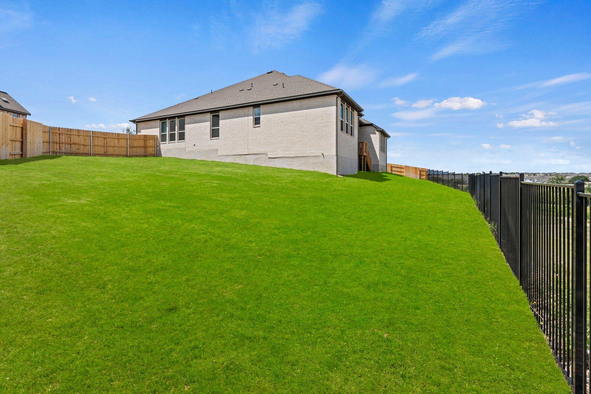 101 Uphill Dr Property Photo 34