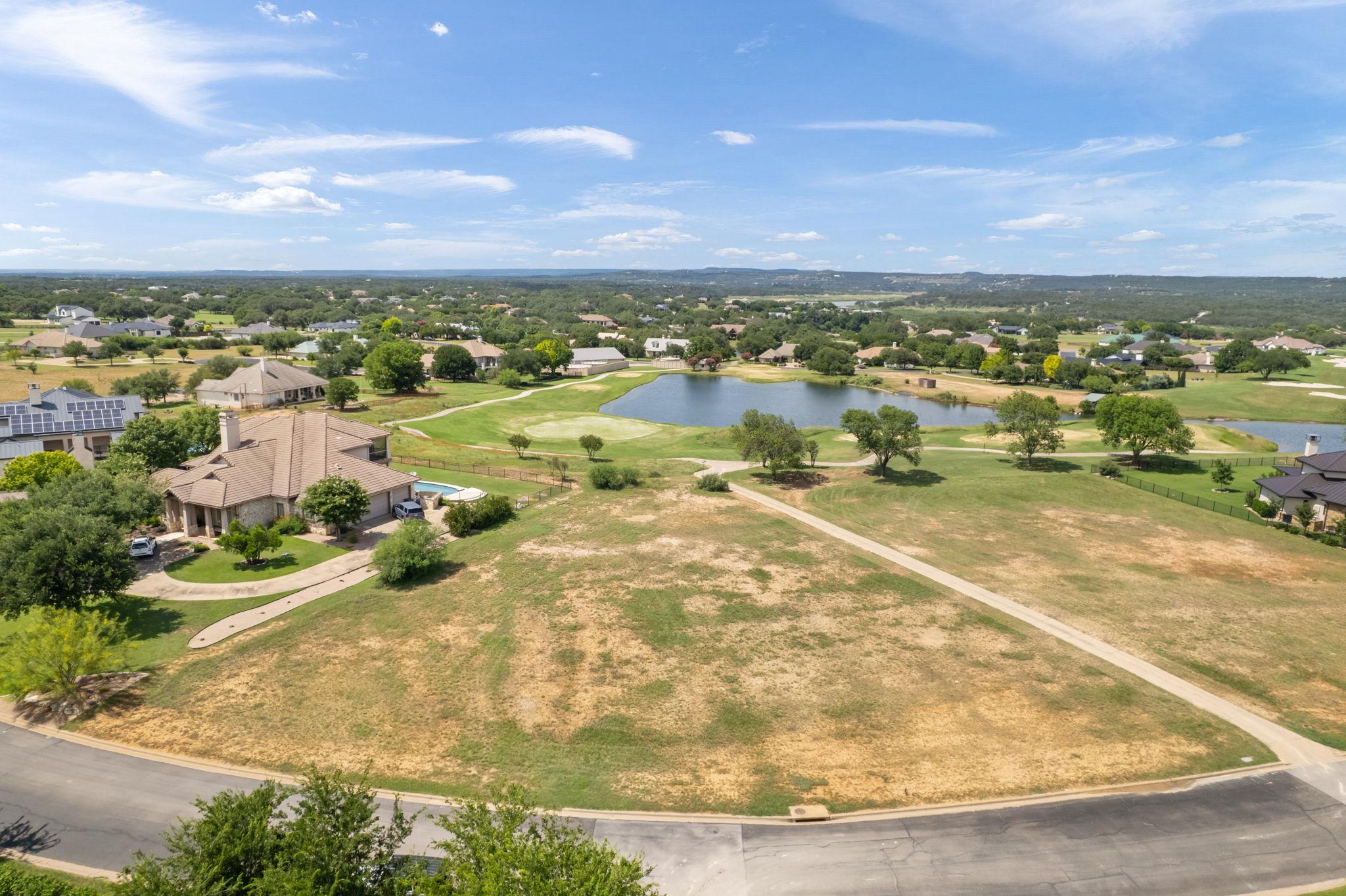 1808 Ballinger Dr Property Photo 3