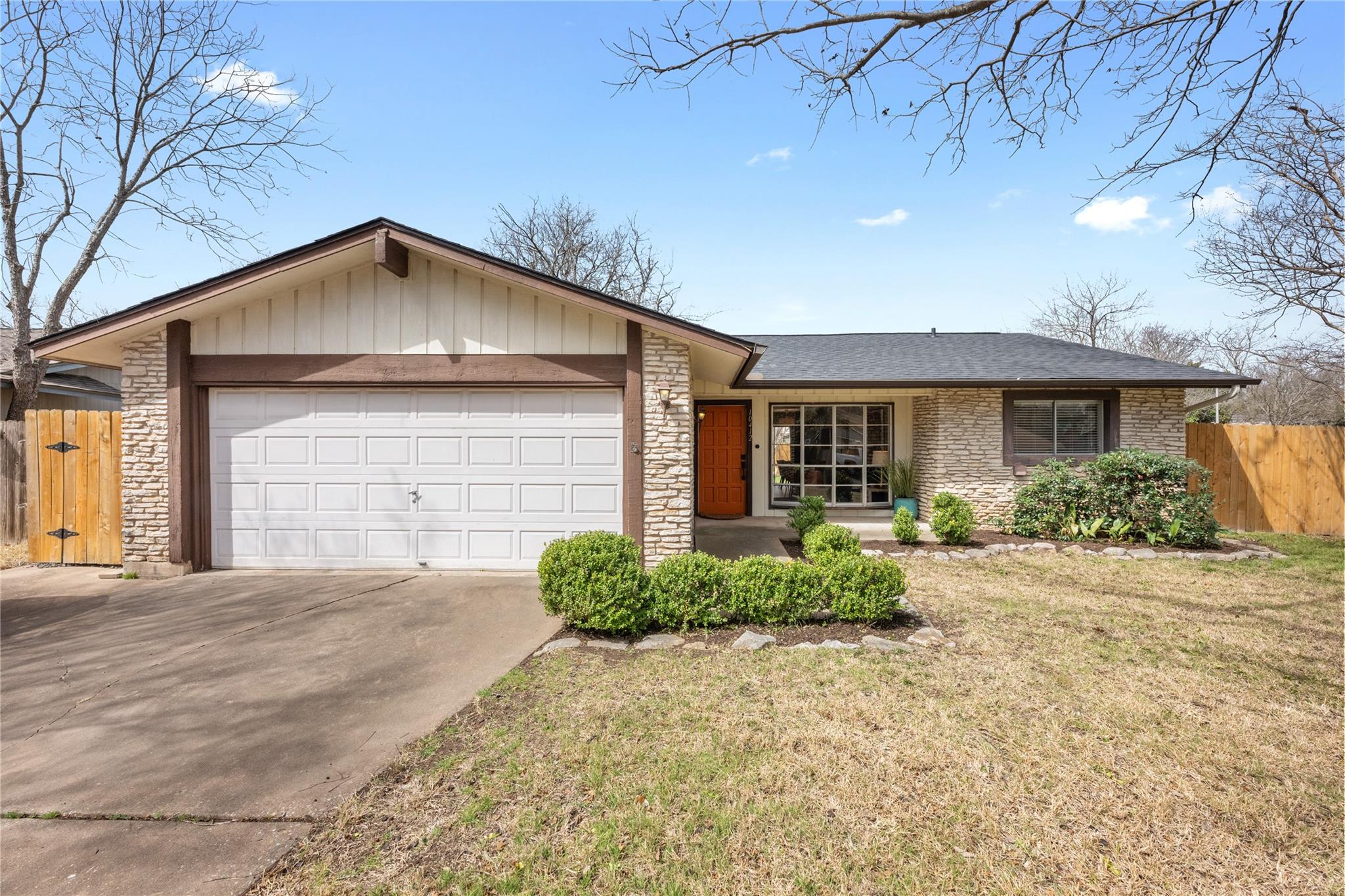 10412 Firethorn Ln Property Photo 31