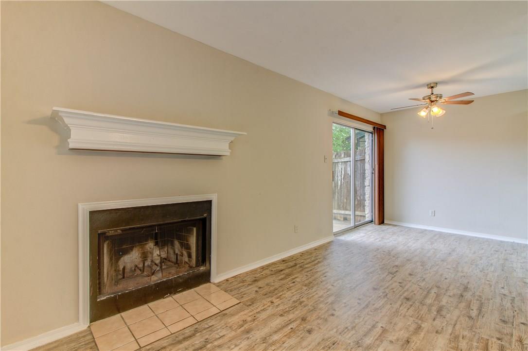 2211 Creekside Ln #d Property Photo 14