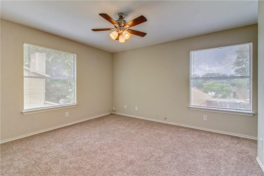 2211 Creekside Ln #d Property Photo 20