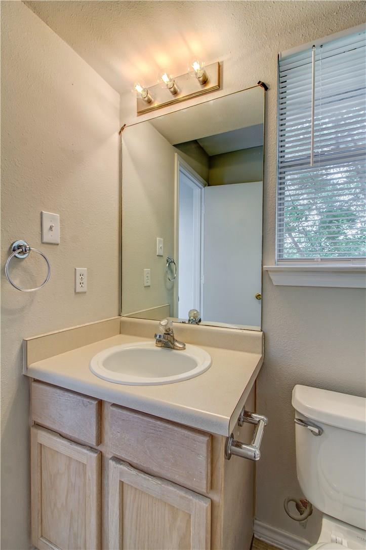 2211 Creekside Ln #d Property Photo 22