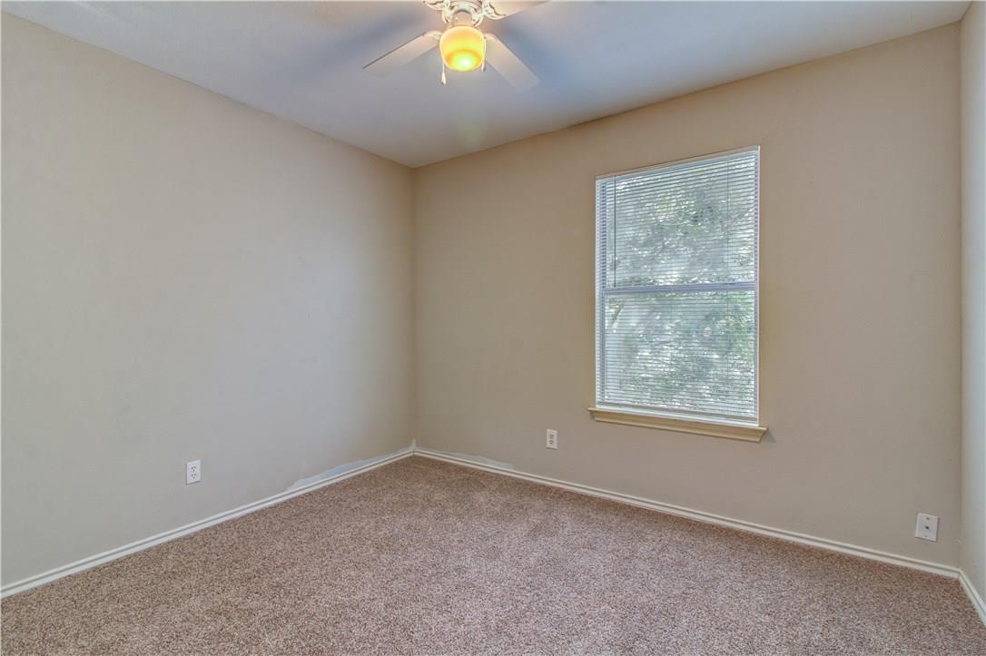 2211 Creekside Ln #d Property Photo 24