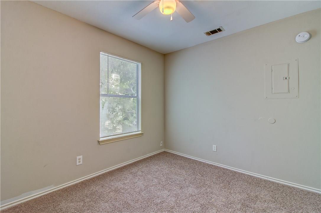 2211 Creekside Ln #d Property Photo 25