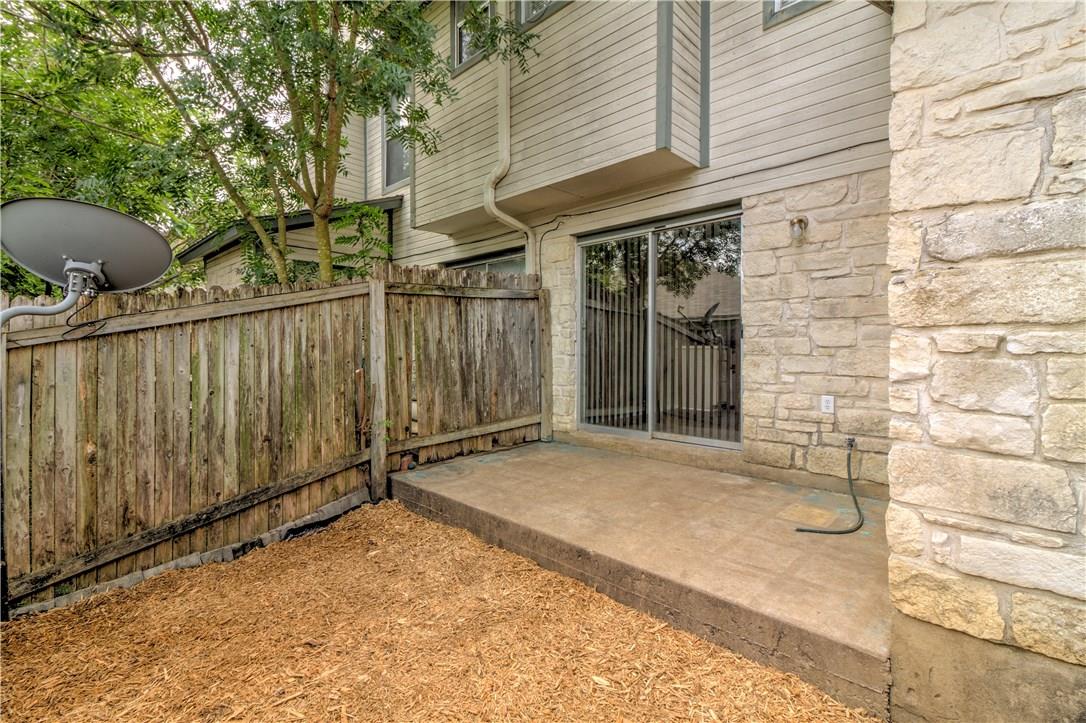 2211 Creekside Ln #d Property Photo 26