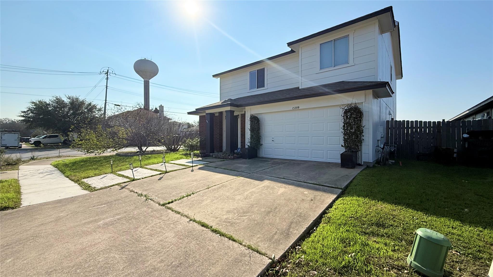 15209 Mimebark Way Property Photo 3