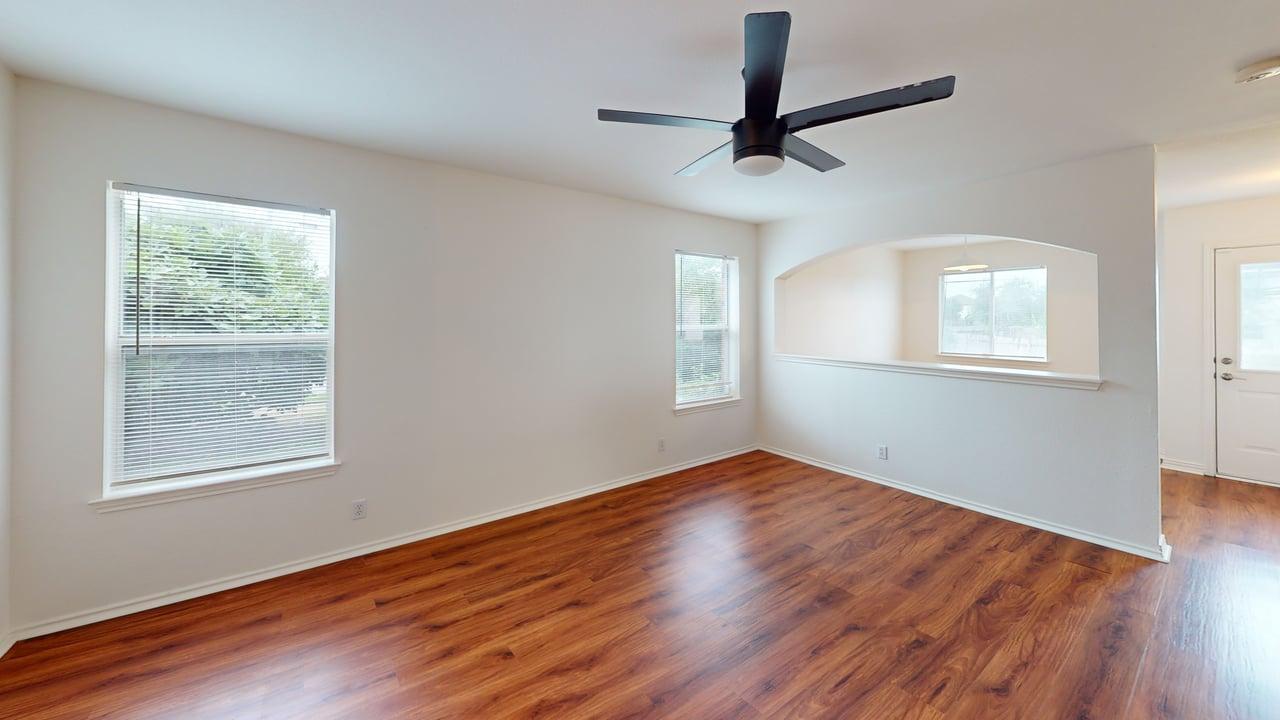 15209 Mimebark Way Property Photo 4