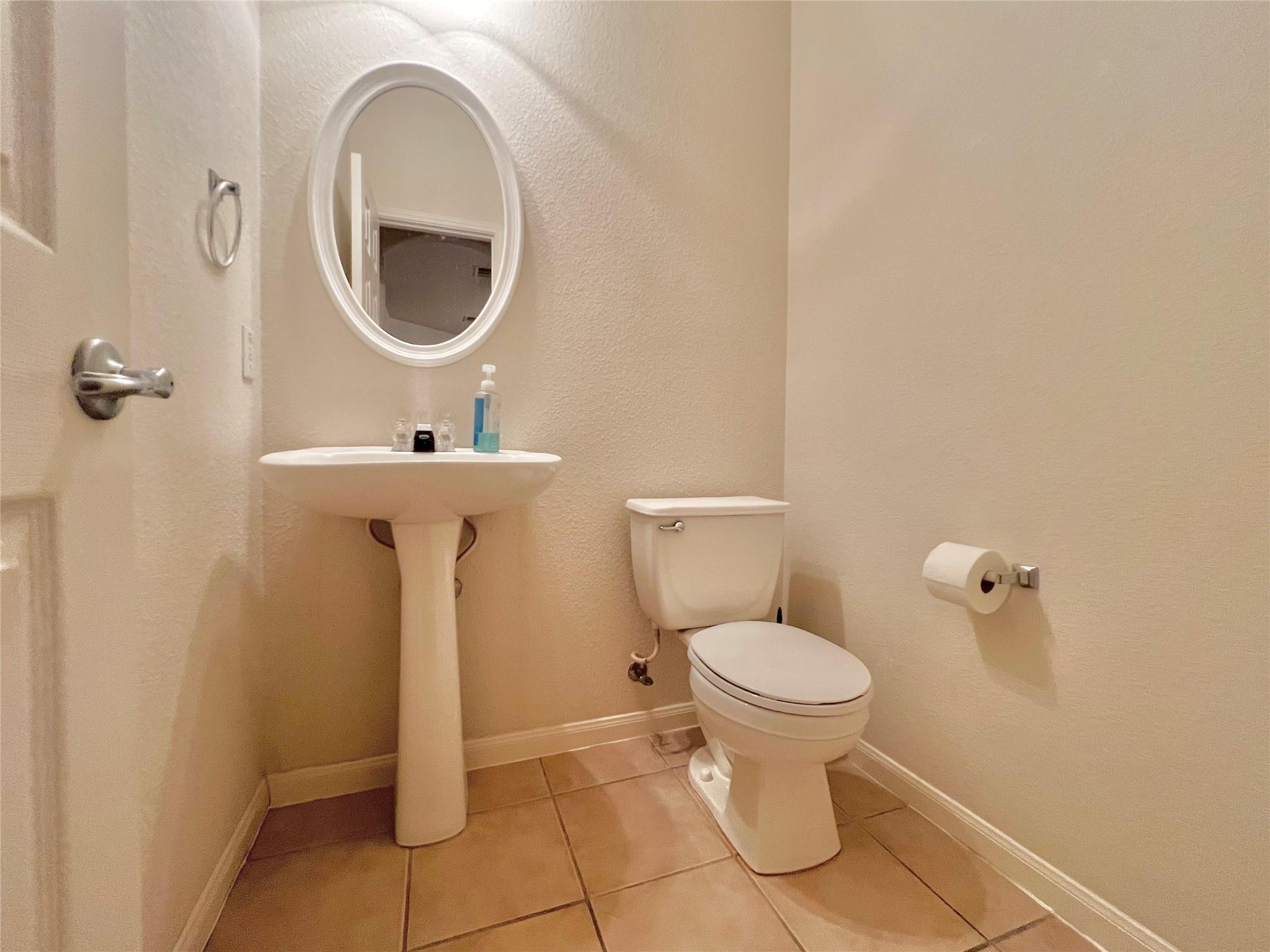 1103 Apollo Ln Property Photo 12