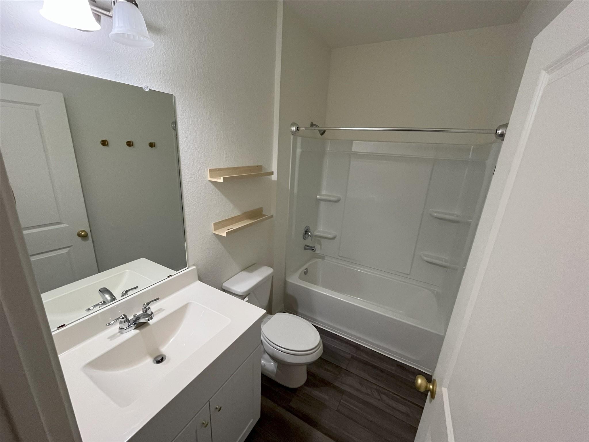 215 Light Timber Rd Property Photo 6