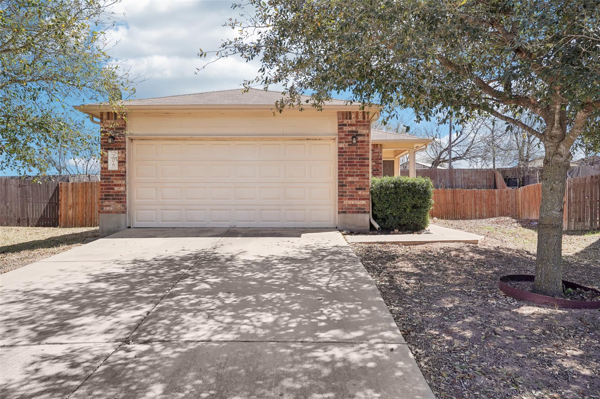 206 Feathergrass Dr Property Photo