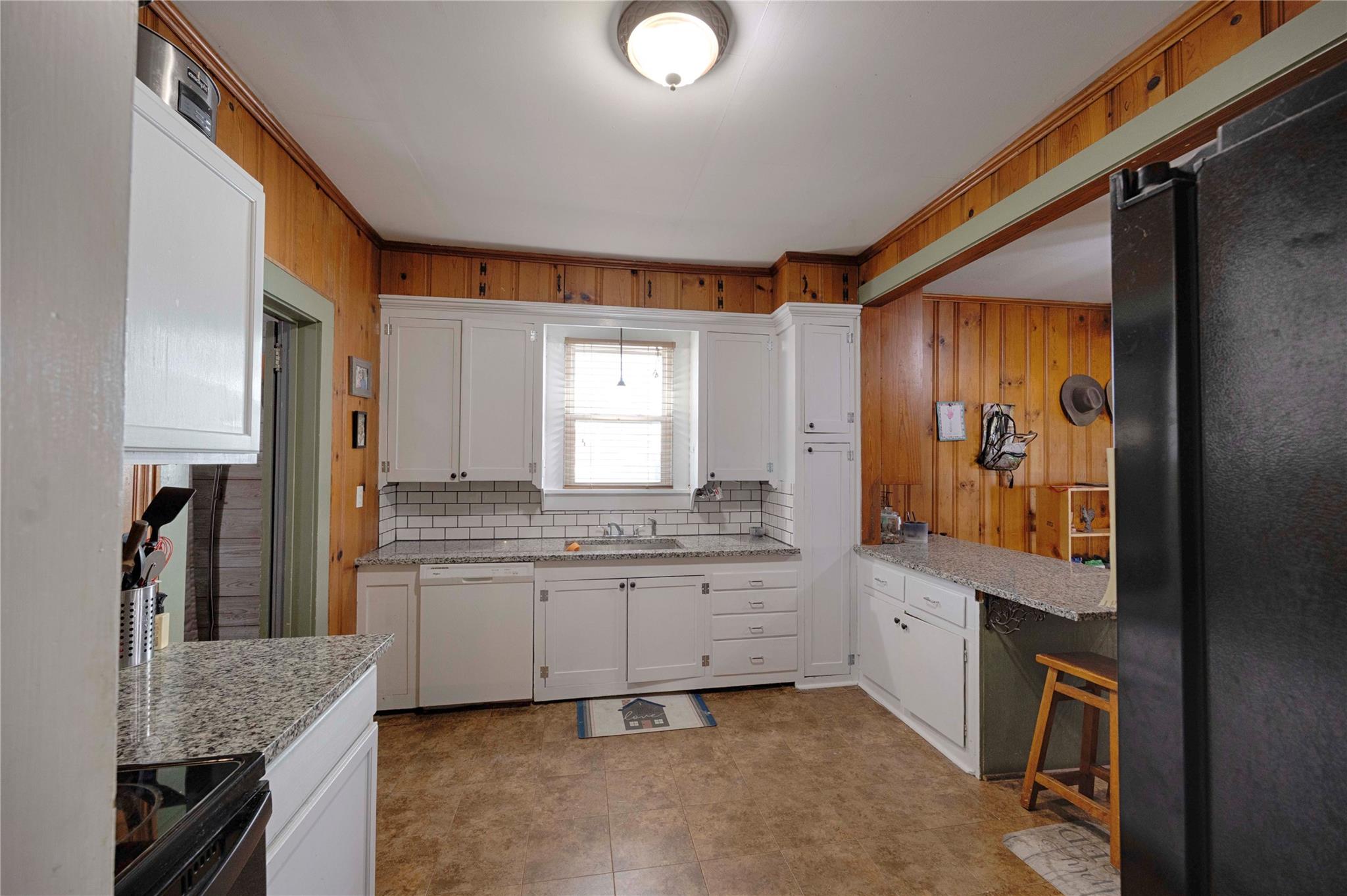 309 Anderson St Property Photo 8