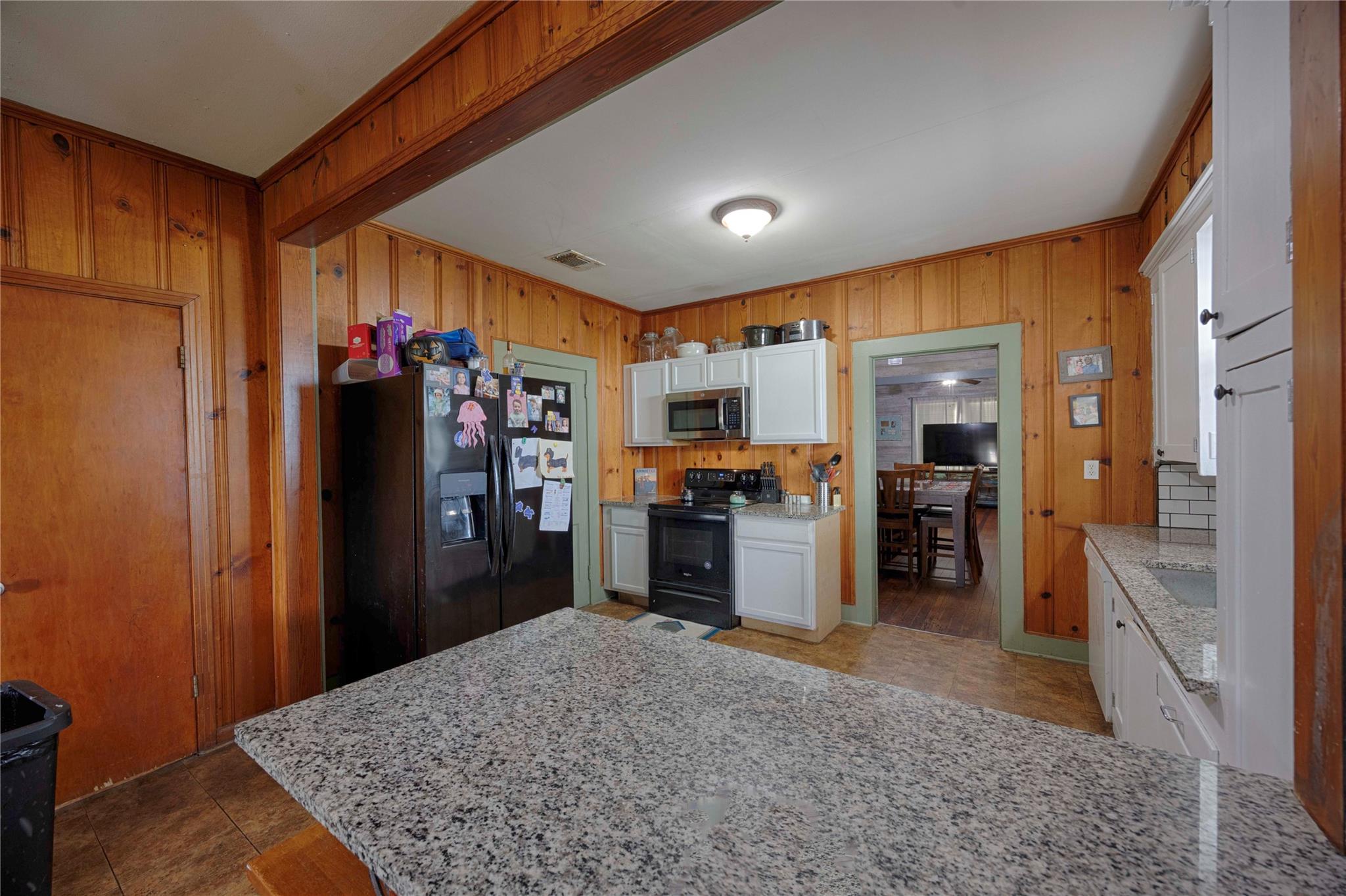 309 Anderson St Property Photo 9
