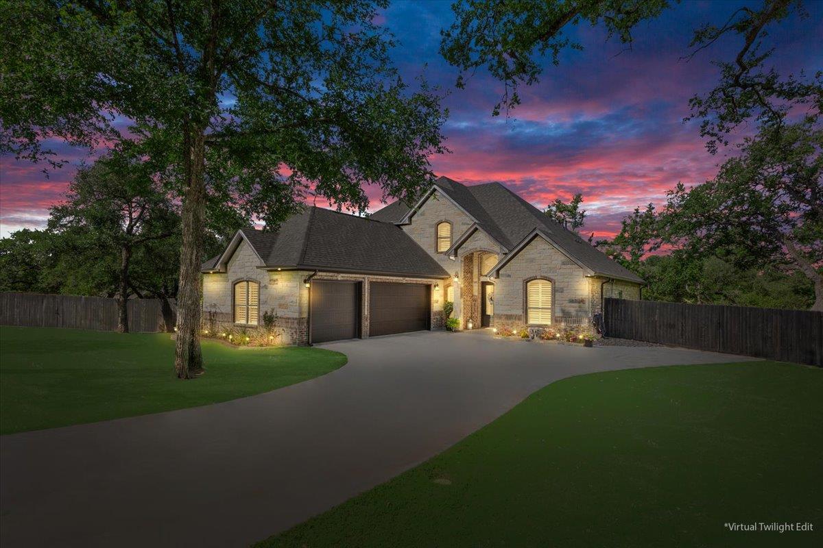 204 Lago Viento Ln Property Photo