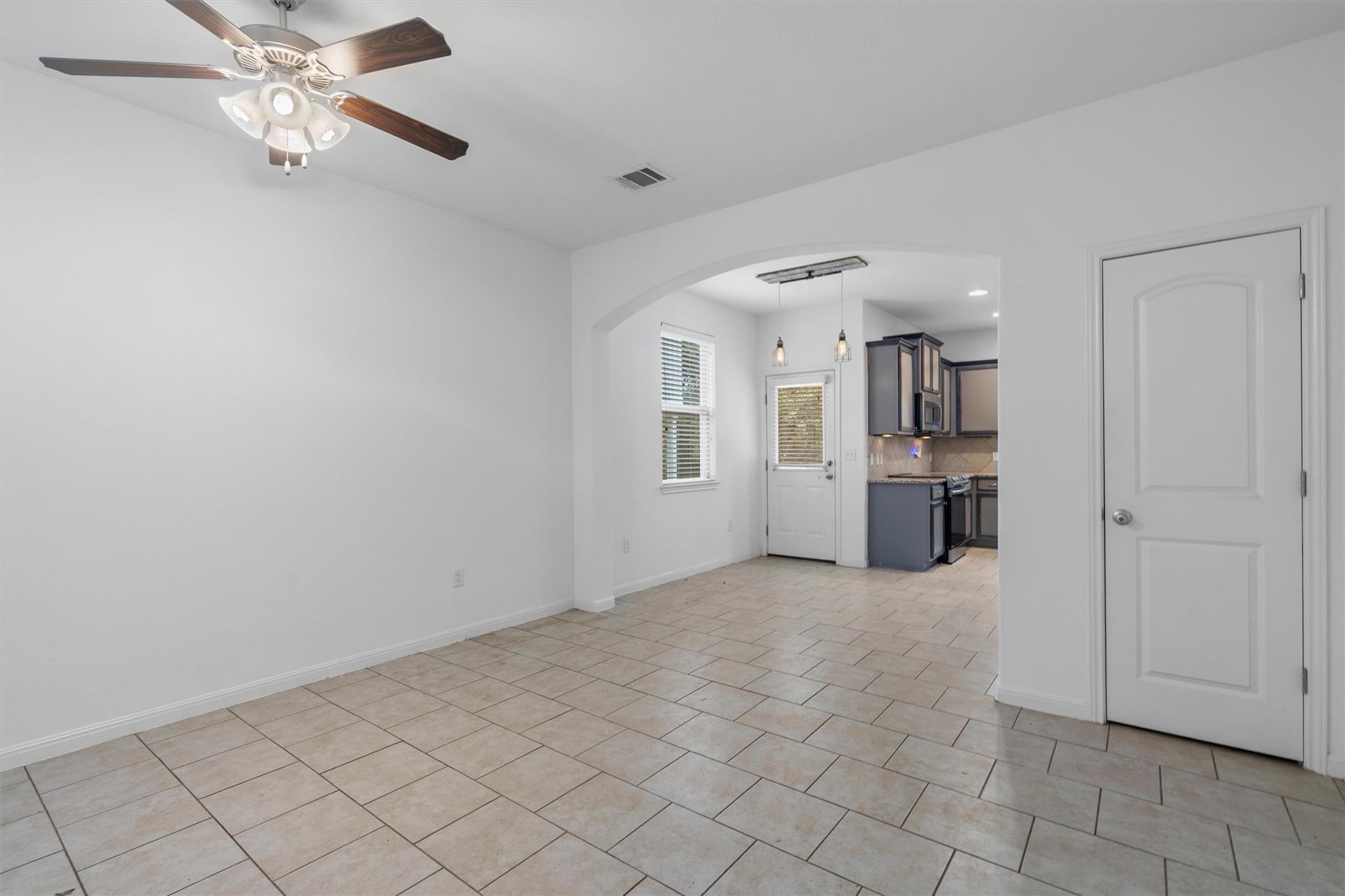 5416 Juniper Junction Ln Property Photo 4
