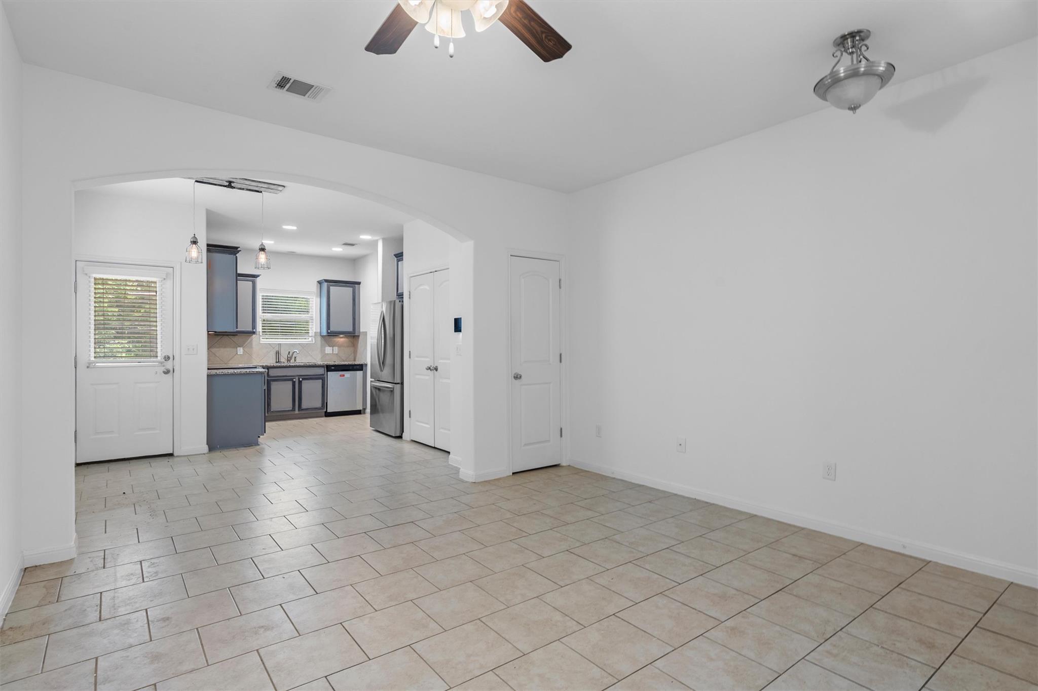 5416 Juniper Junction Ln Property Photo 5