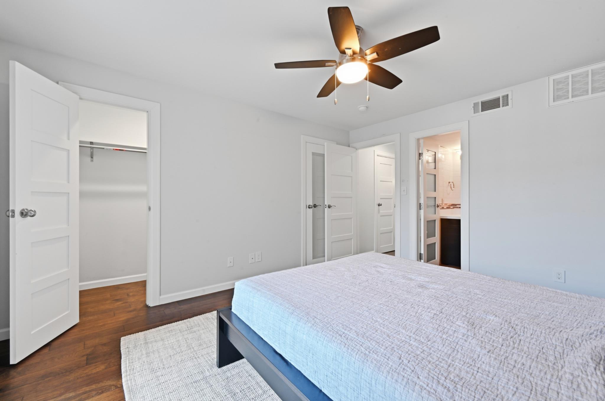 3110 Red River St #d-211 Property Photo 15