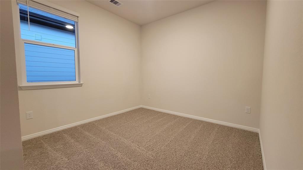 179 Sweetwater Dr Property Photo 13