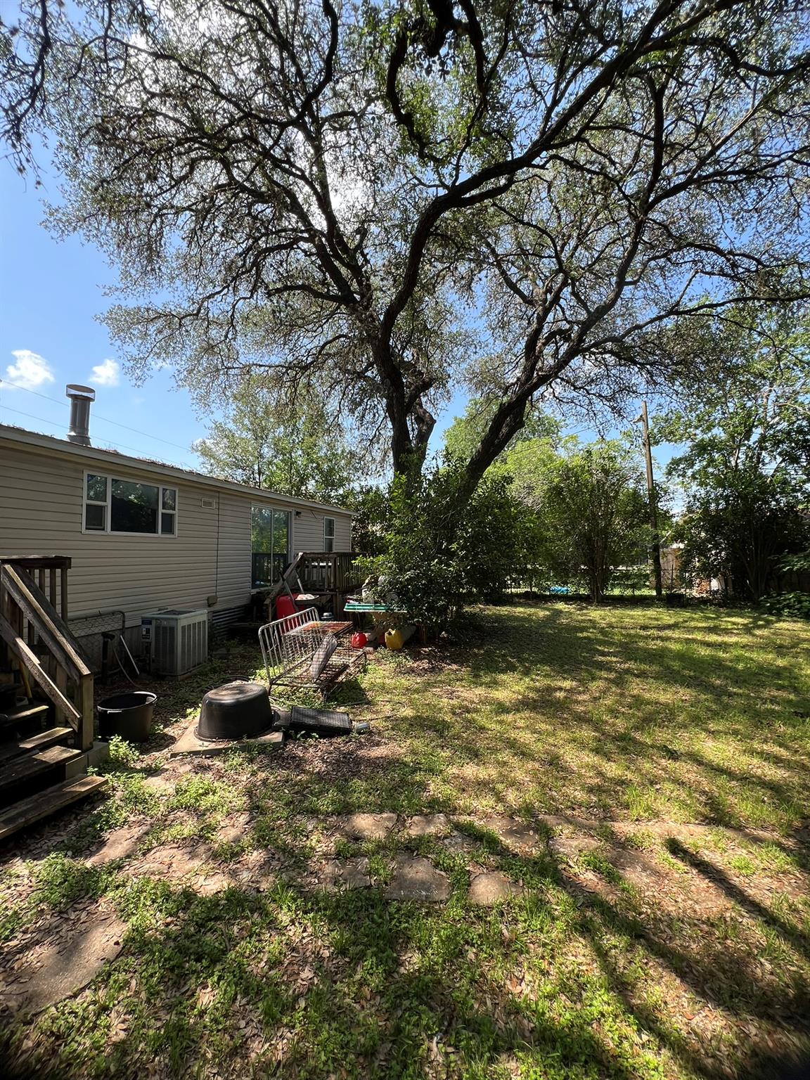 207 Mesquite St Property Photo