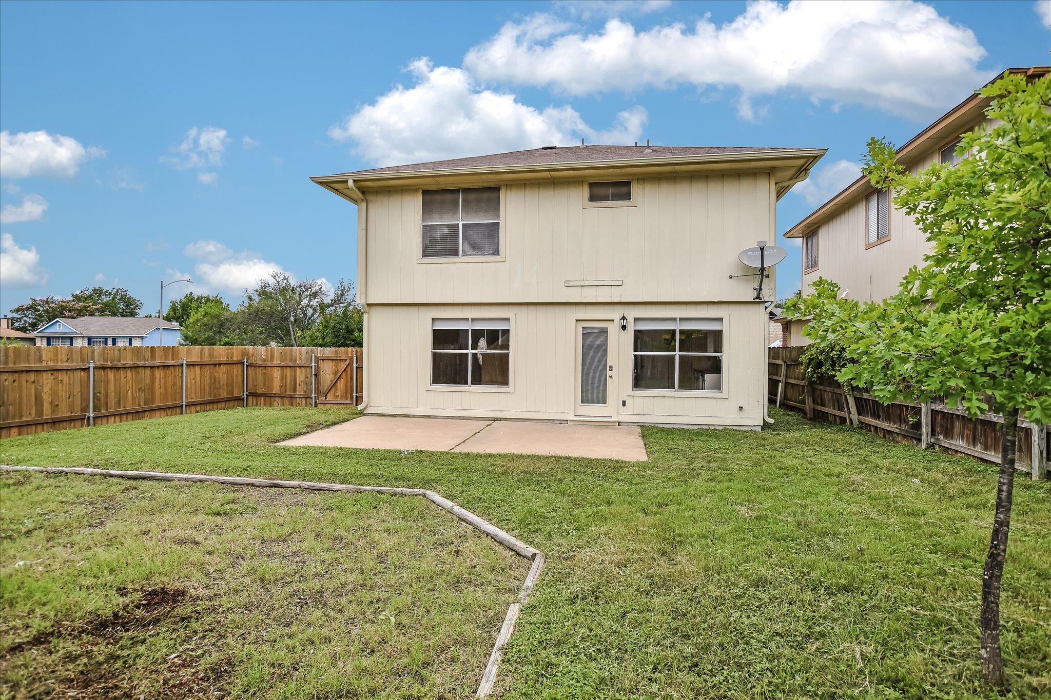 13819 Lothian Dr Property Photo 19