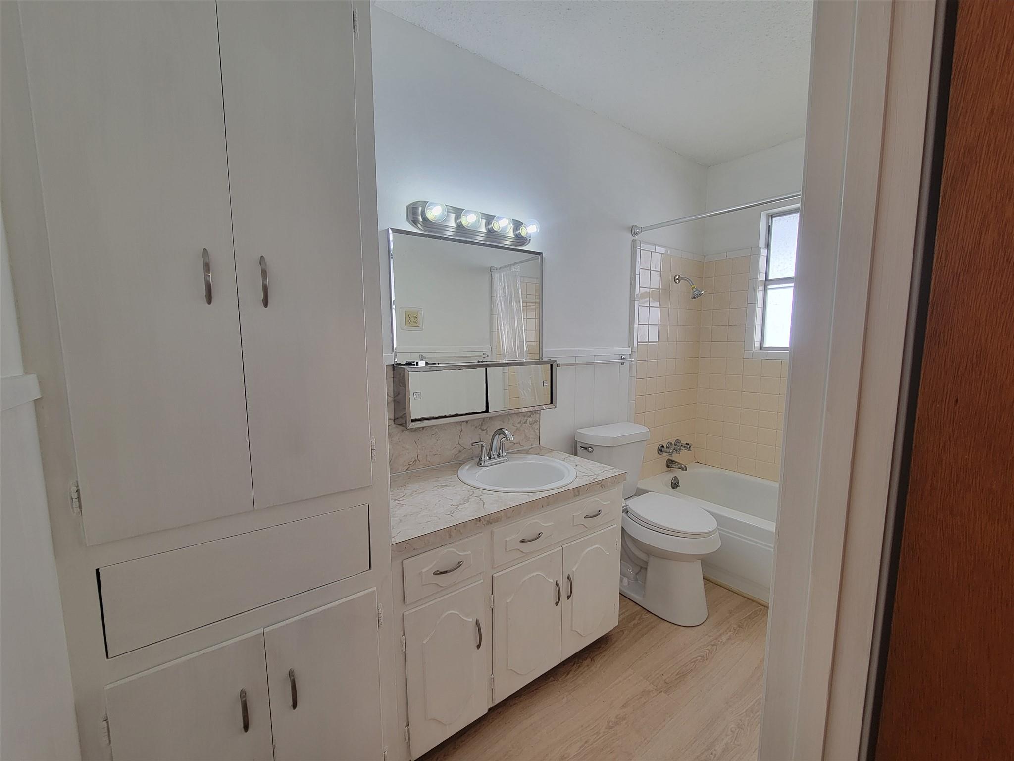 5806 Nassau Dr #a Property Photo 16