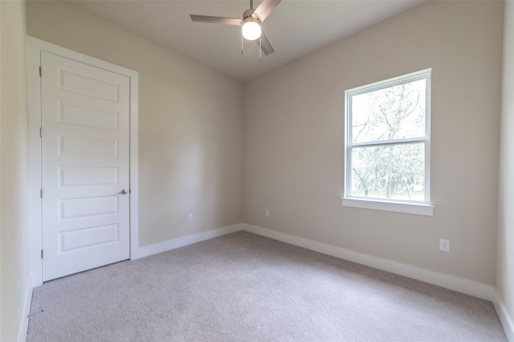 625 Birch Ln Property Photo 14