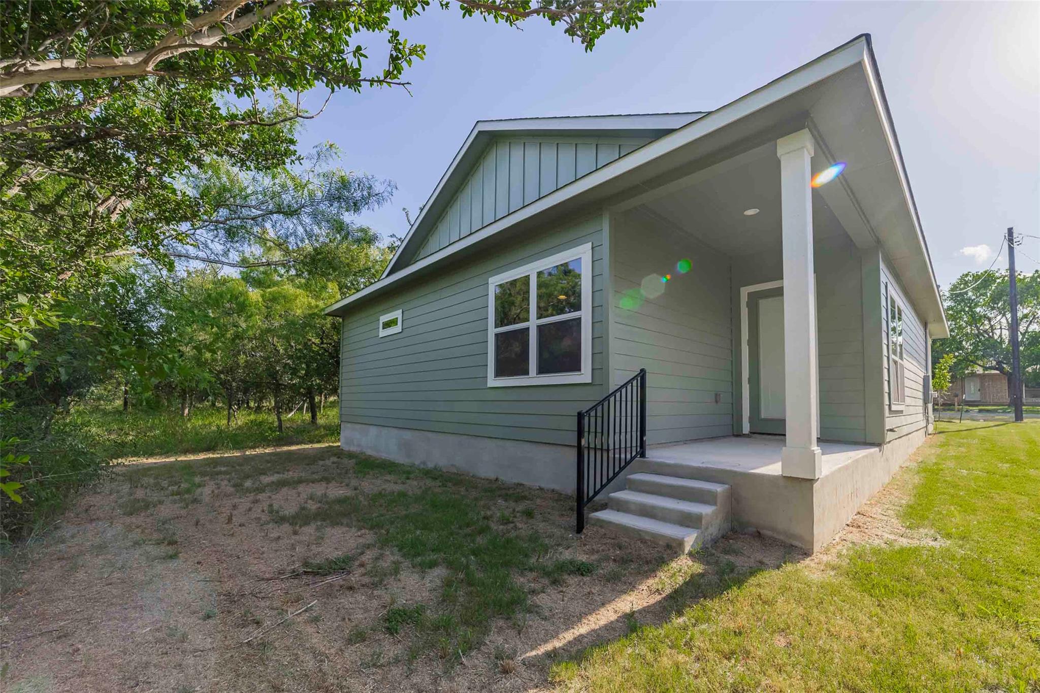 625 Birch Ln Property Photo 18