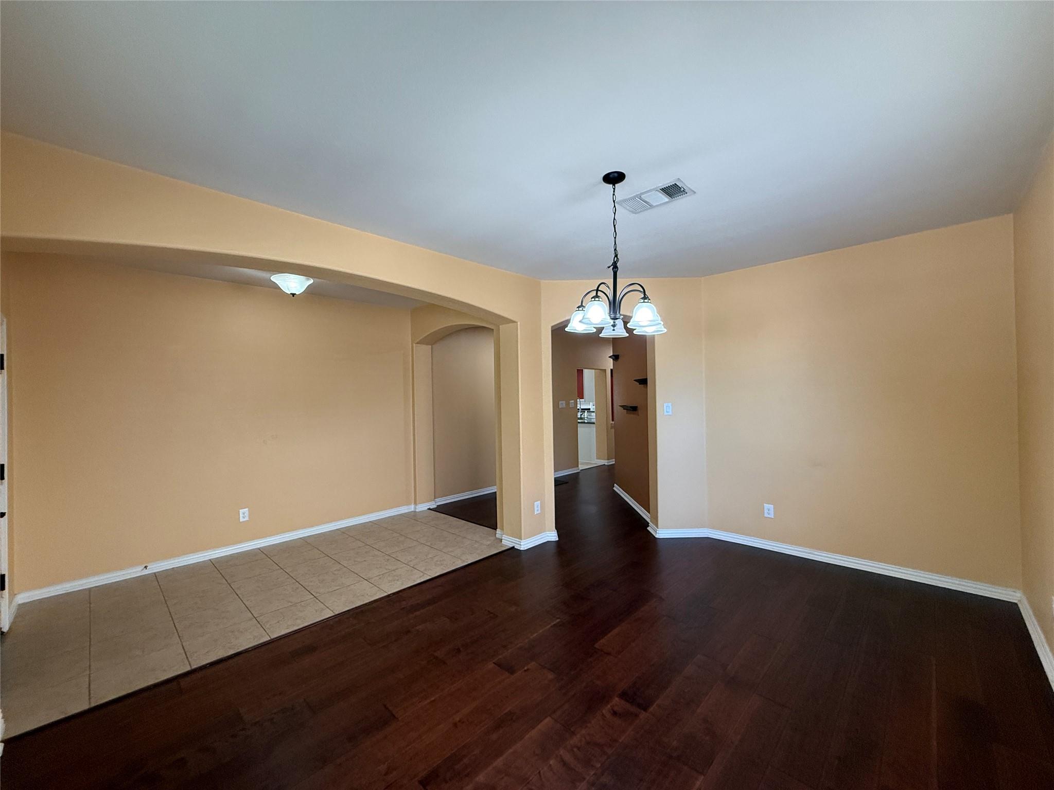 1032 Dyer Crossing Way Property Photo 4