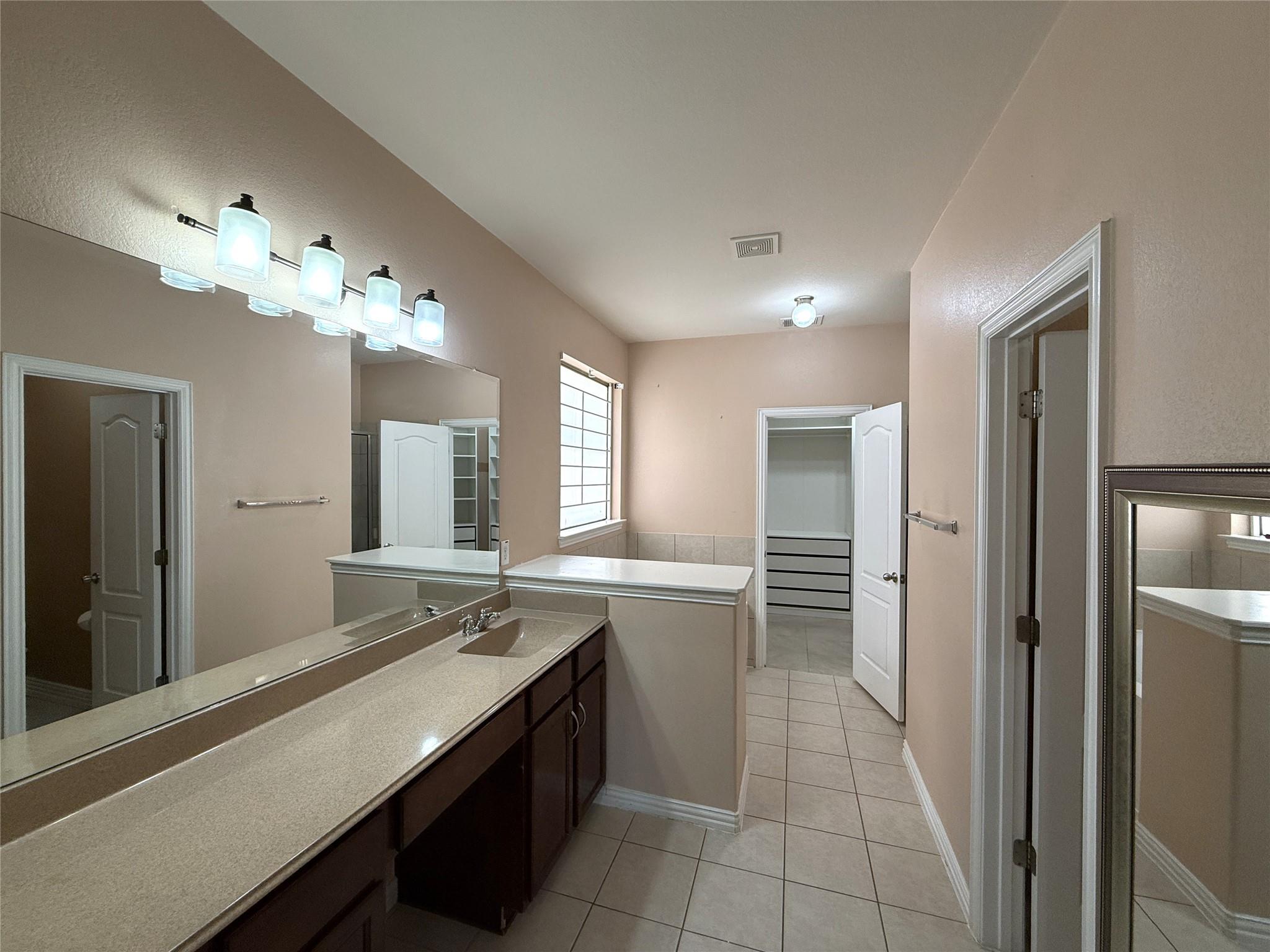 1032 Dyer Crossing Way Property Photo 12