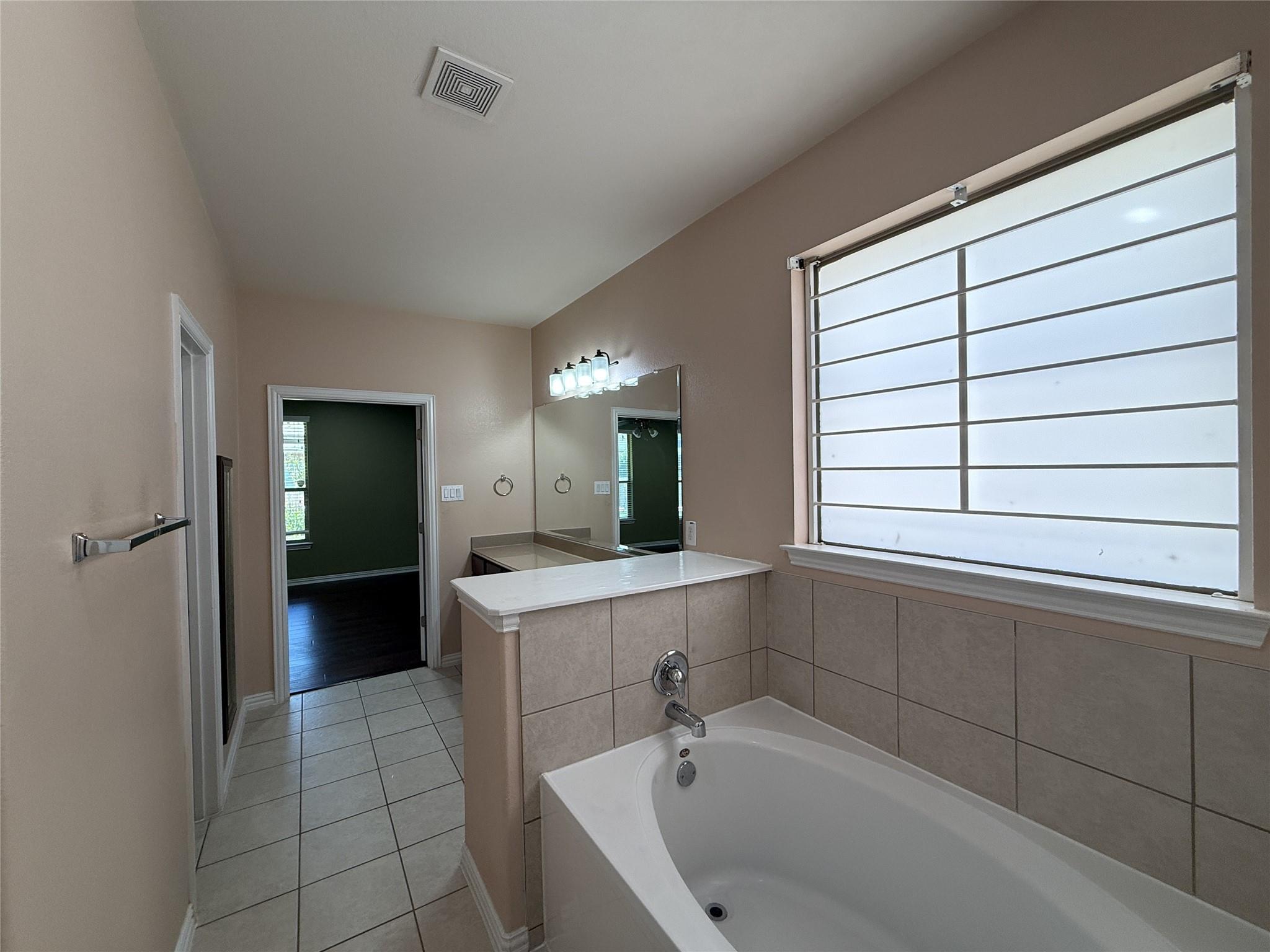 1032 Dyer Crossing Way Property Photo 17