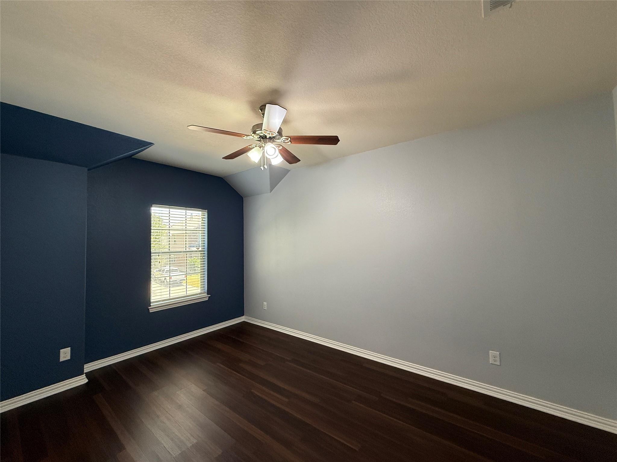 1032 Dyer Crossing Way Property Photo 20