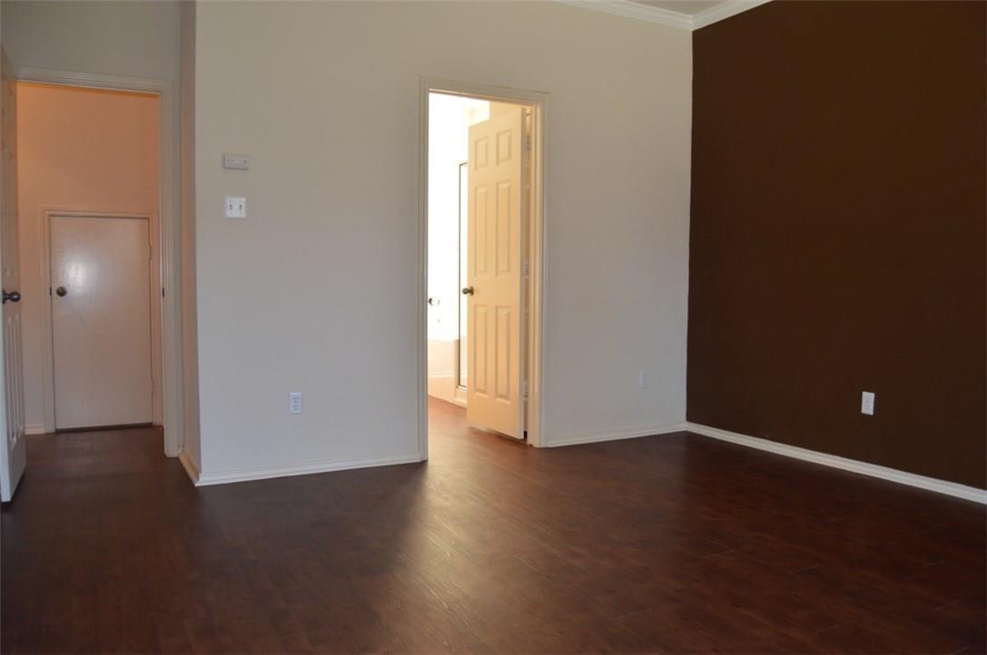 8312 Minnesota Ln Property Photo 3
