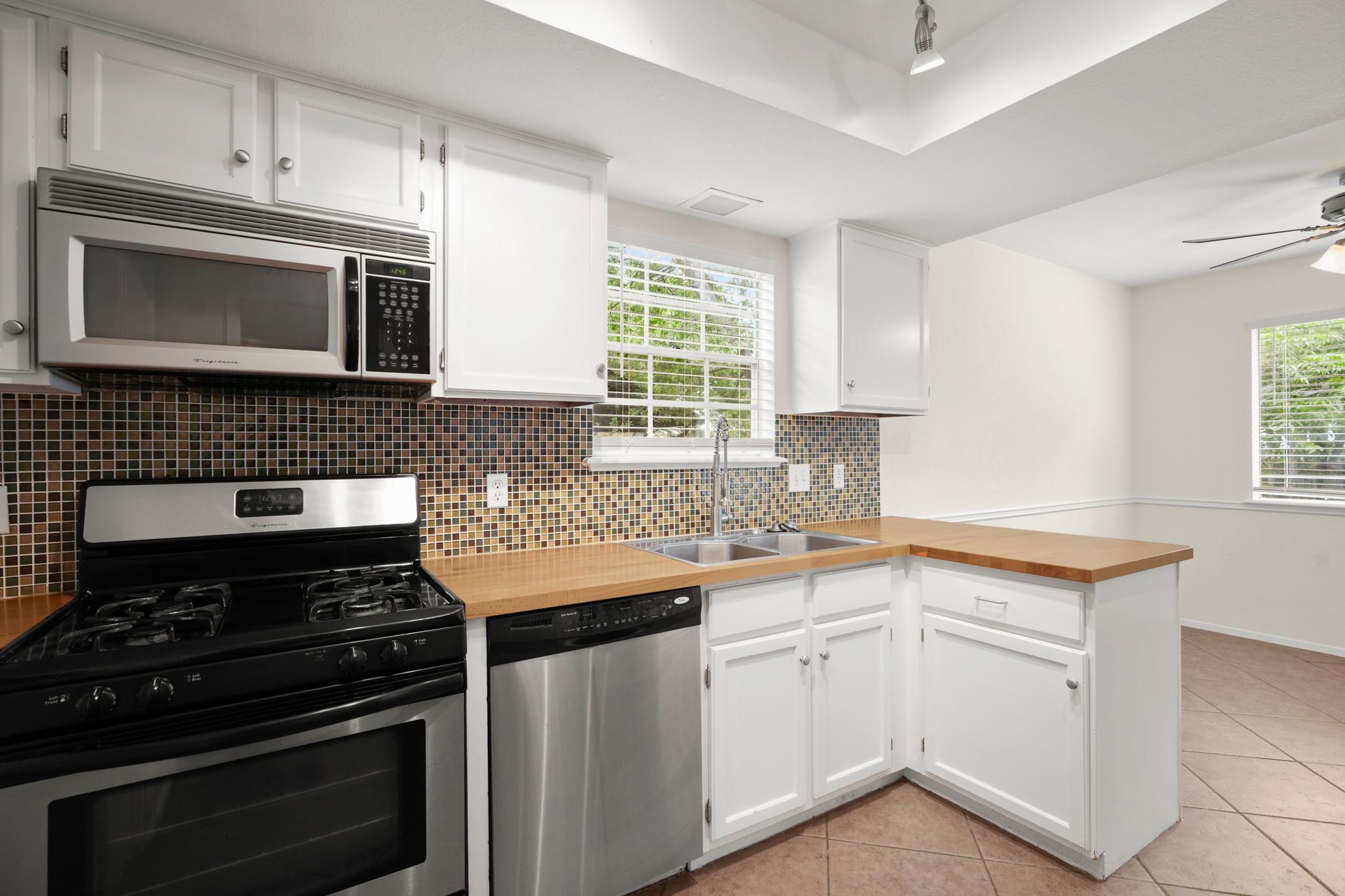 11709 Sterlinghill Dr Property Photo 14