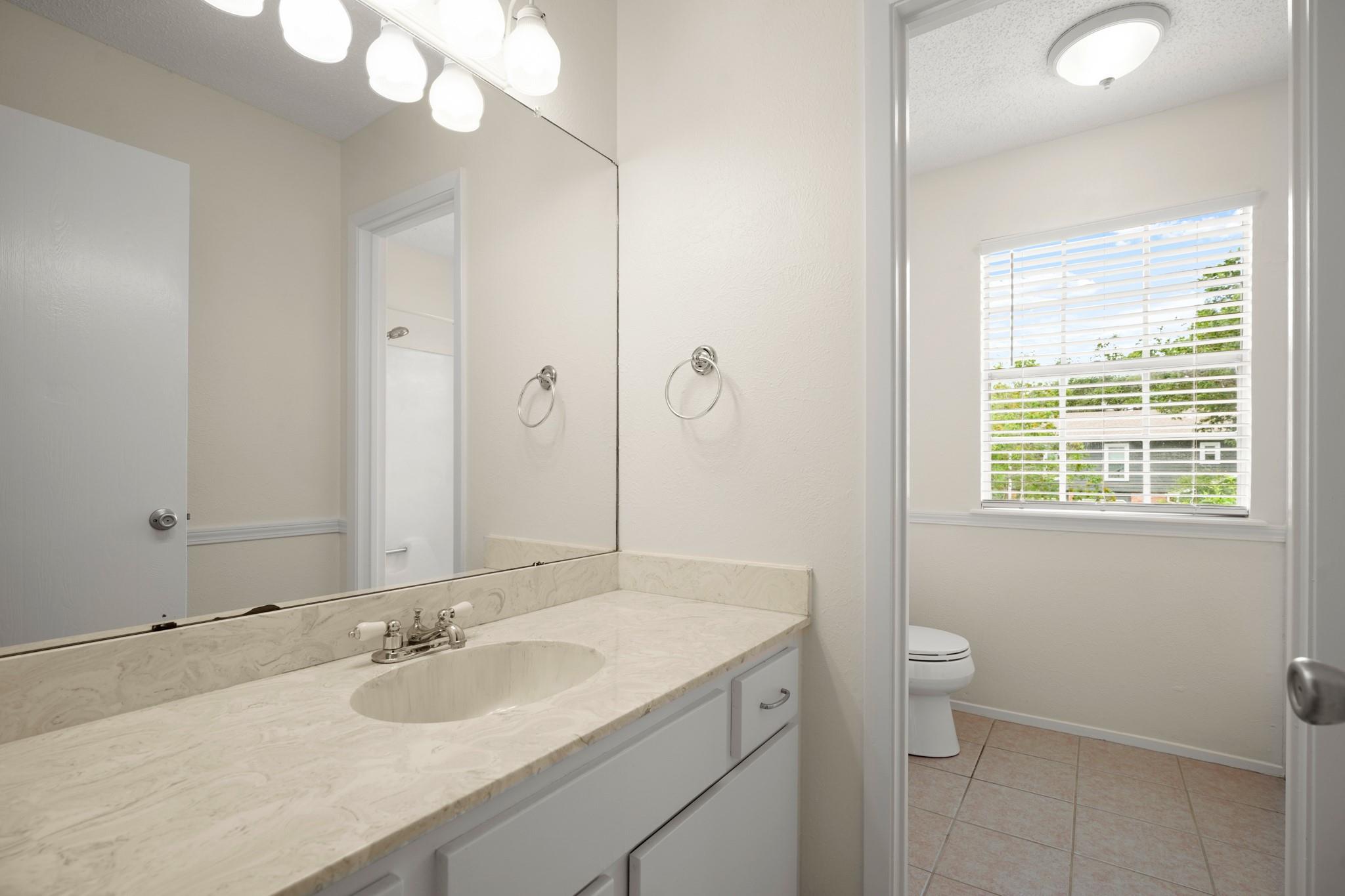 11709 Sterlinghill Dr Property Photo 29