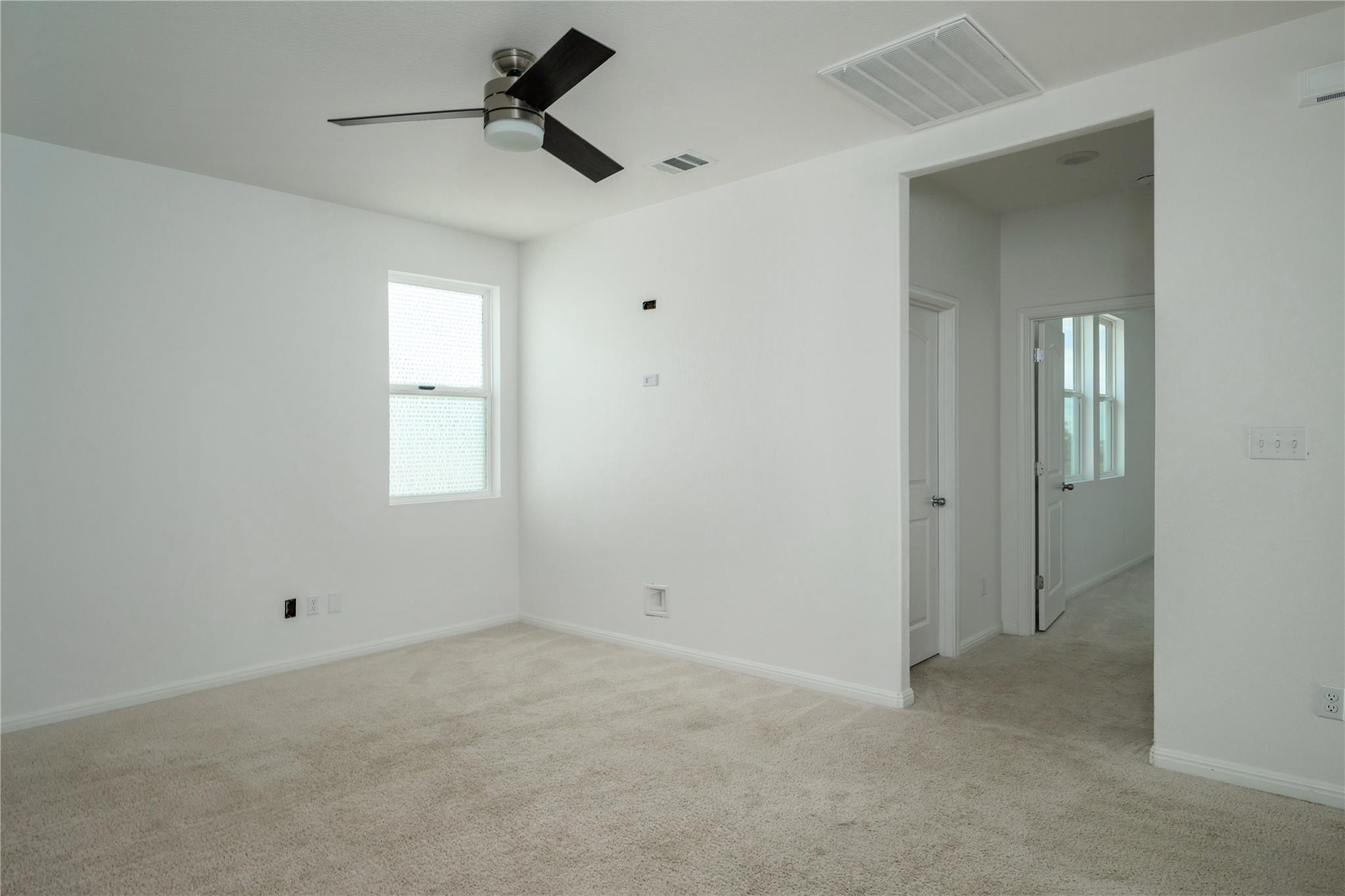 2540 Acoma Ln Property Photo 11